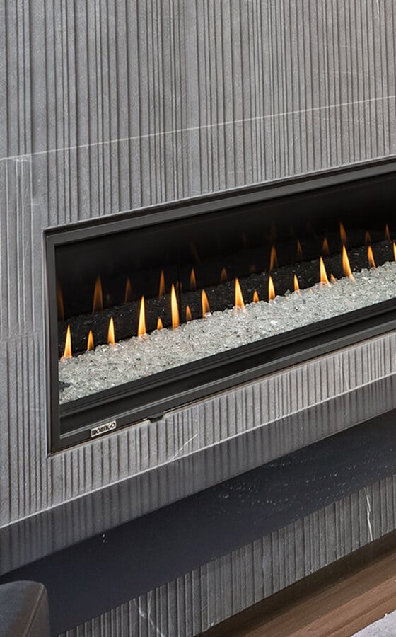 Montigo Phenom 52 Basic Direct-Vent Gas Fireplace - PL52D